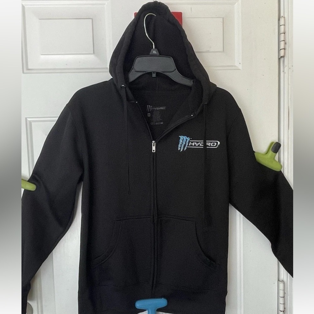 Monster Energy Hydro Men’s XXtra-Large Zip Up Hoodie. Black. Brand New